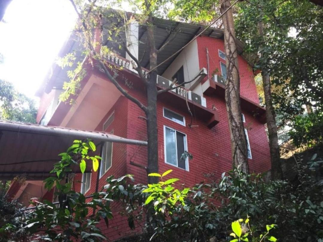 Hilltop Lodge Guwahati Dış mekan fotoğraf