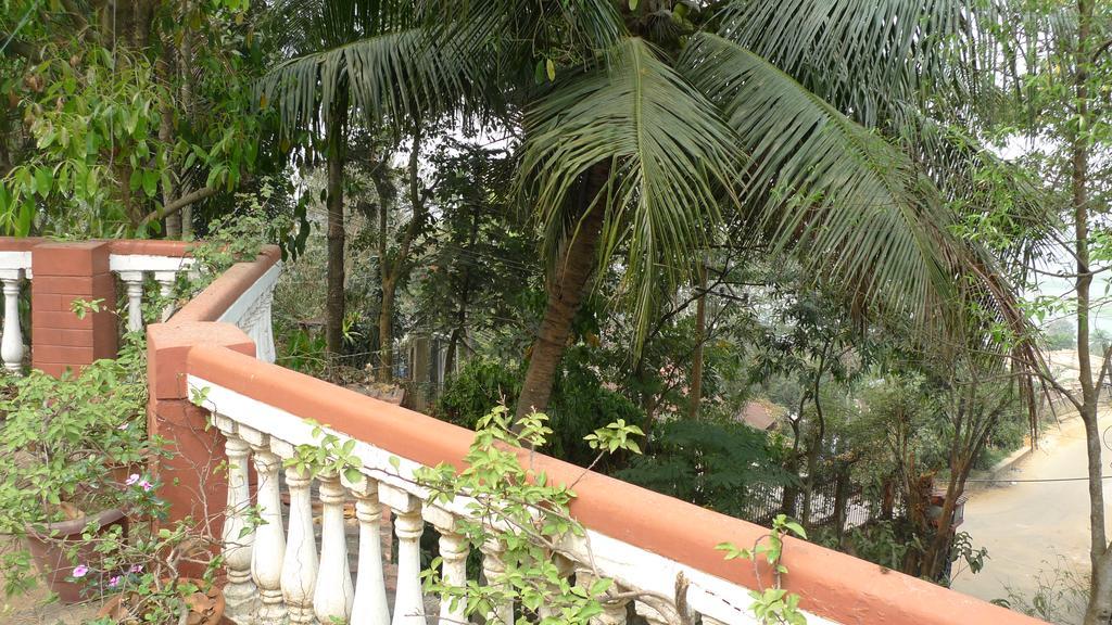 Hilltop Lodge Guwahati Dış mekan fotoğraf
